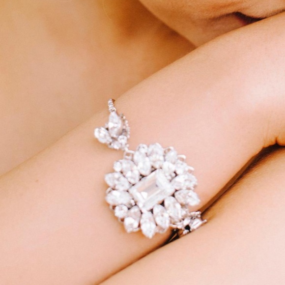 Silver Wedding Accessory Bracelet - Picture 4 of 4